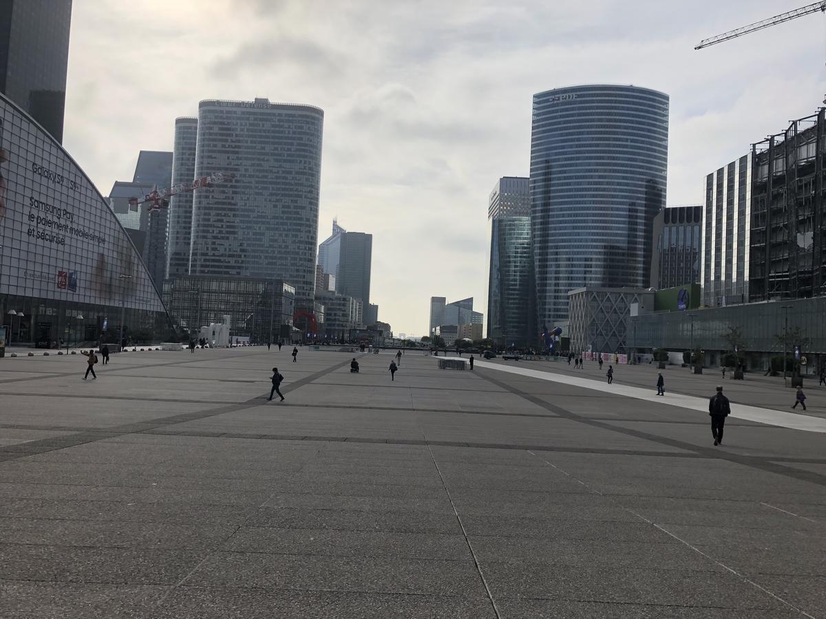 Hotel De Paris La Defense Пюто Экстерьер фото