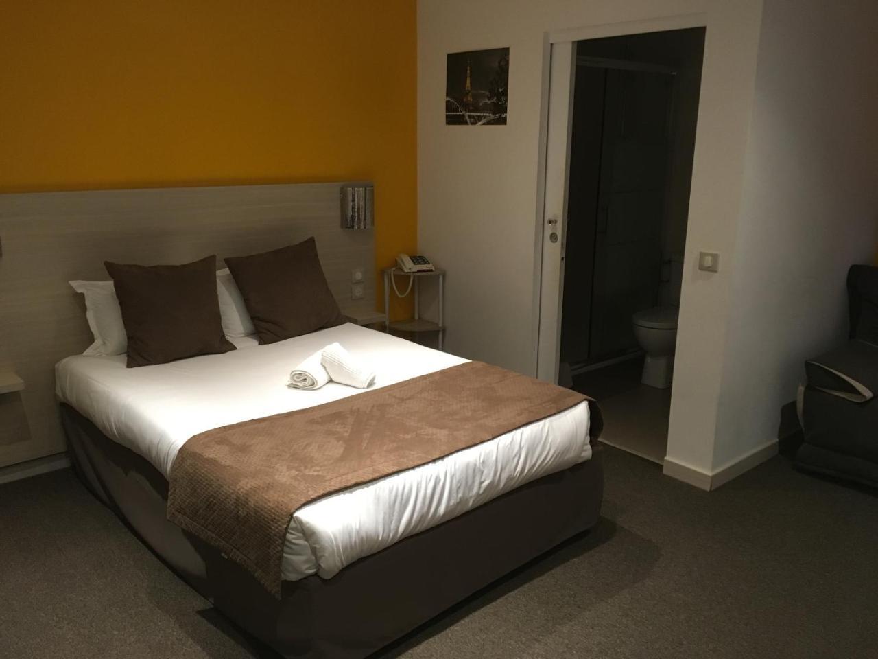 Hotel De Paris La Defense Пюто Экстерьер фото